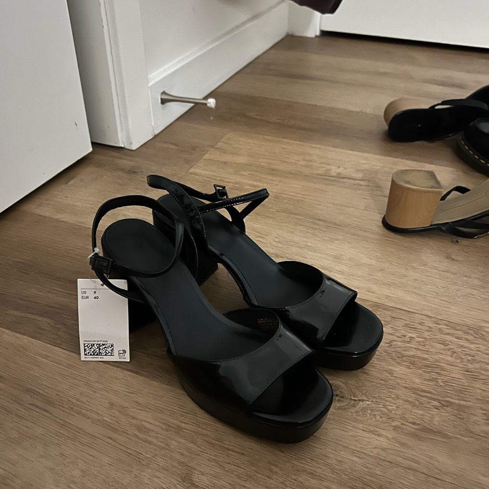 Elegant Black platform block heel Women's